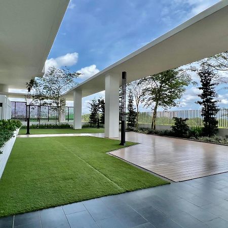 Royale Cottage Midvalley Netflix Pools 4 Pax Johor Bahru Extérieur photo