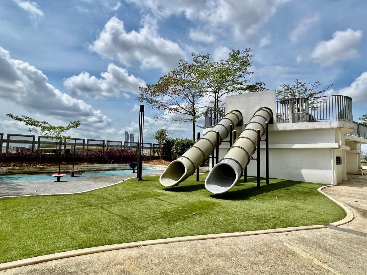 Royale Cottage Midvalley Netflix Pools 4 Pax Johor Bahru Extérieur photo
